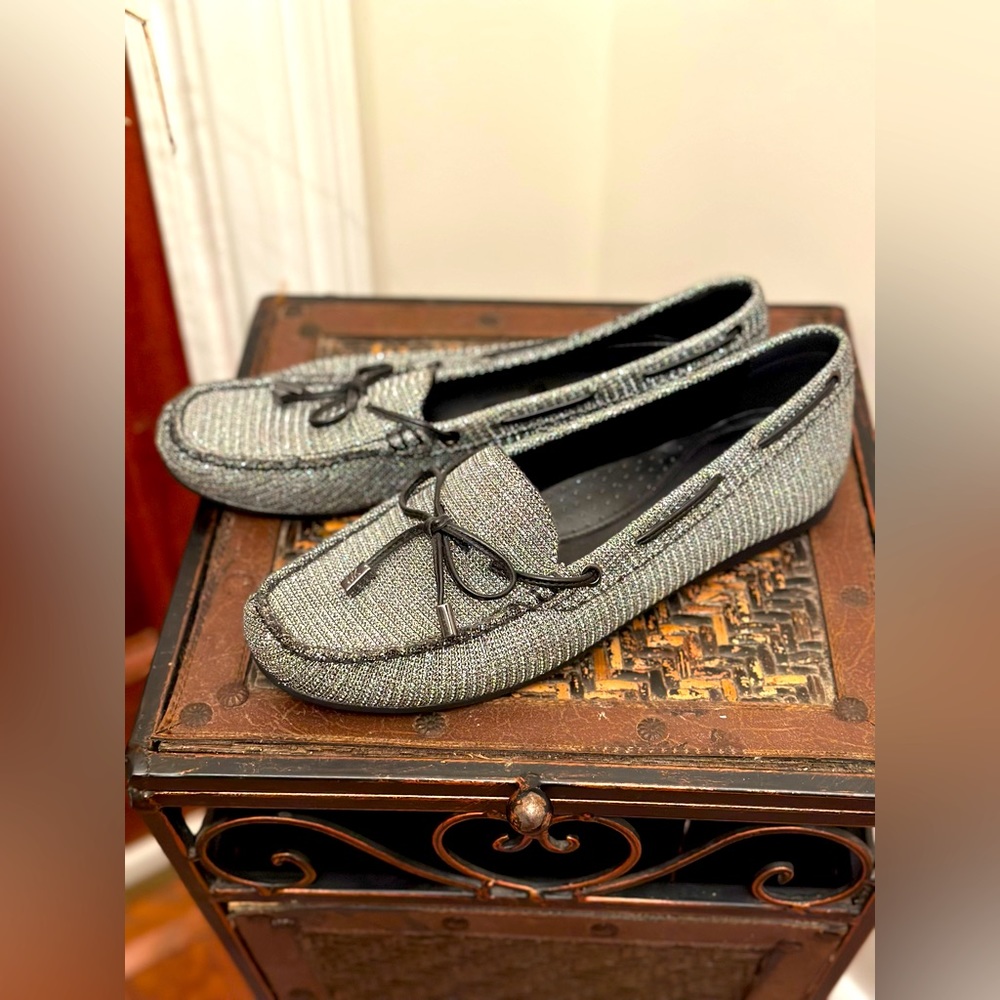 Casual blinged out loafers! The pictures does not do these shoes justice.